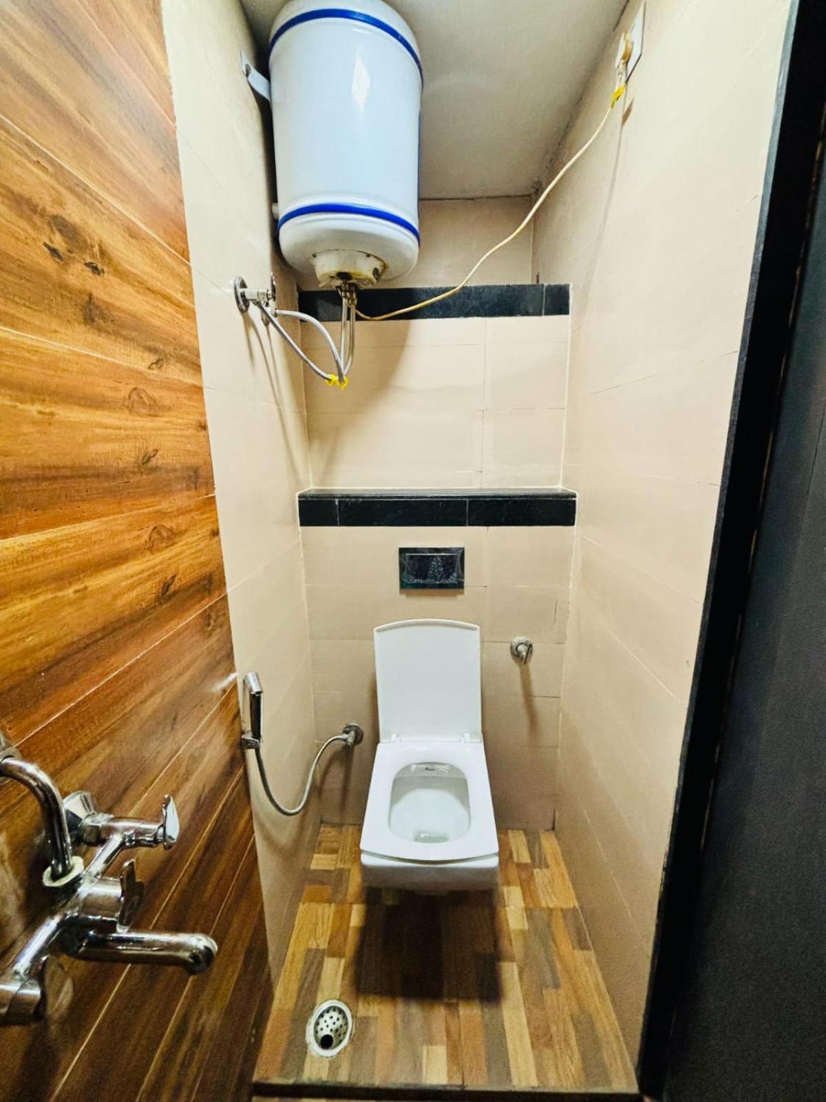 אגרה Hotel Olive Tree מראה חיצוני תמונה