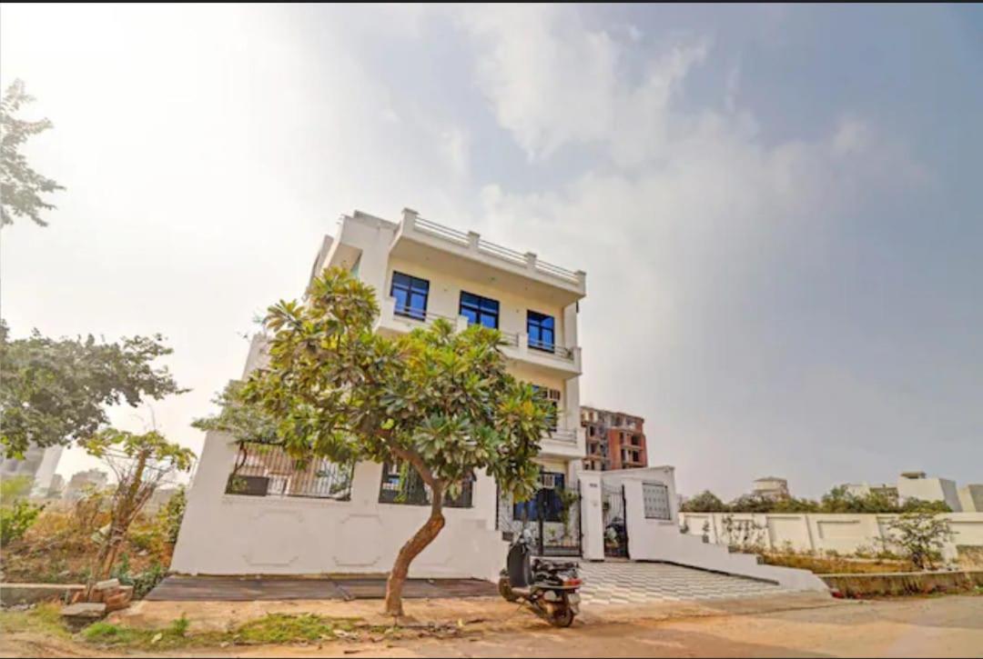 אגרה Hotel Olive Tree מראה חיצוני תמונה